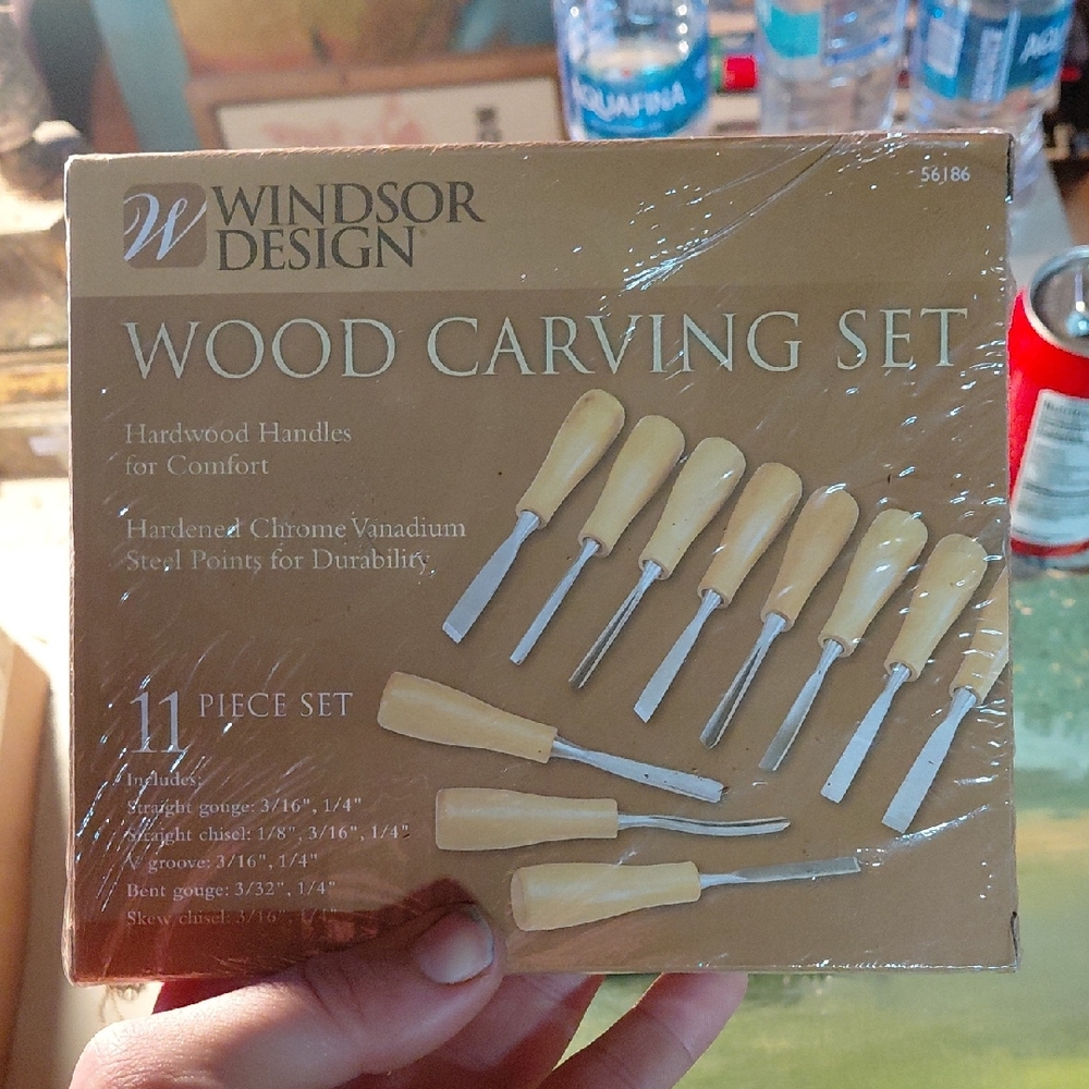 Windsor Design Wood Carving Set - Cream and Silver